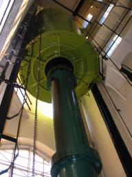 120-2092_IMG