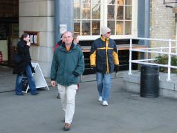 121-2103_IMG